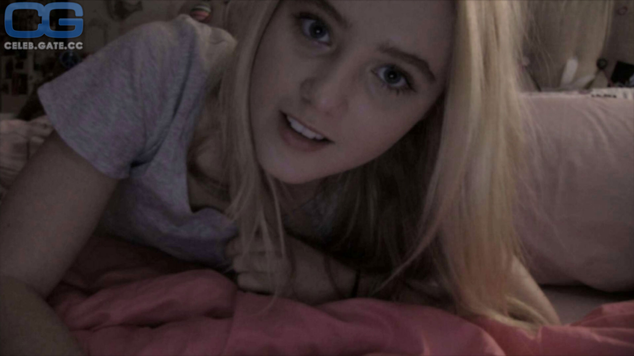 Kathryn Newton 