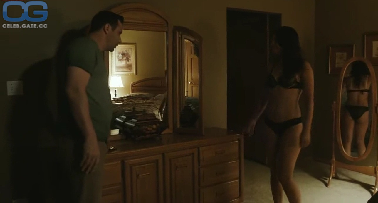 Kelly Thiebaud 