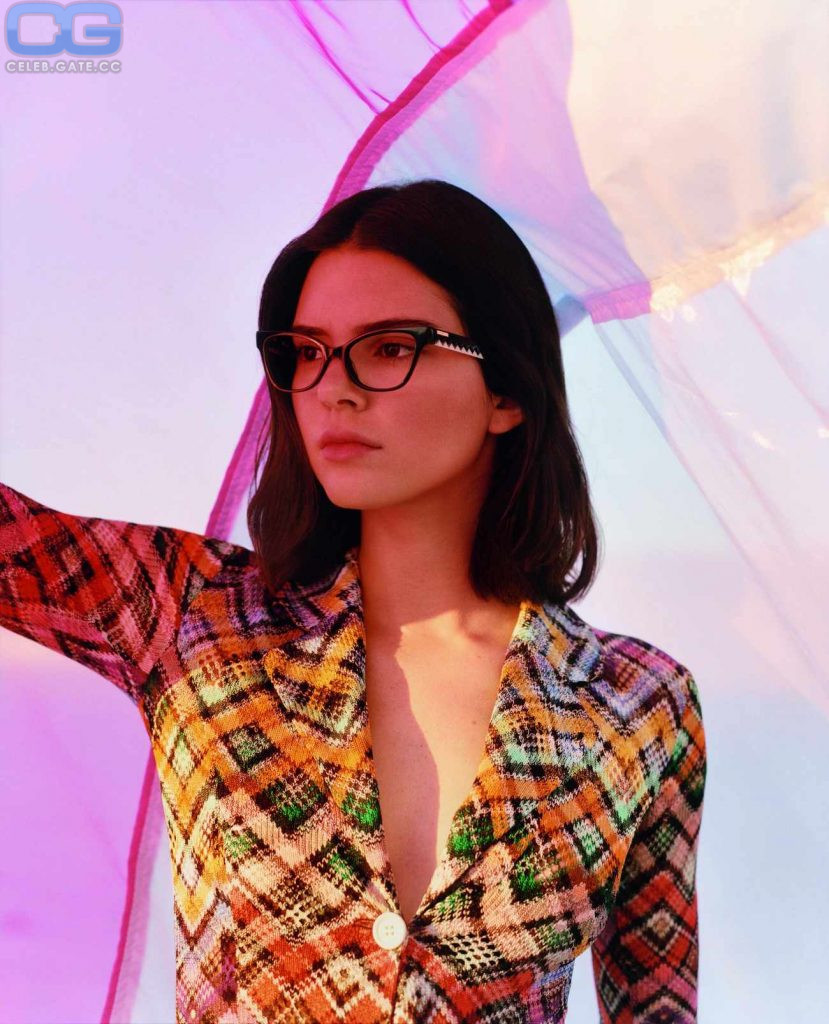 Kendall Jenner glasses