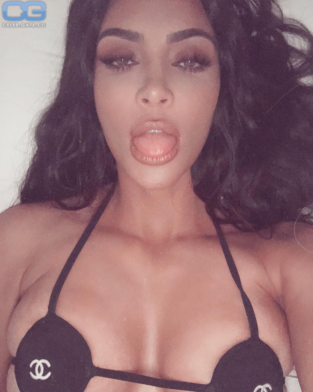 Kim Kardashian private nudes