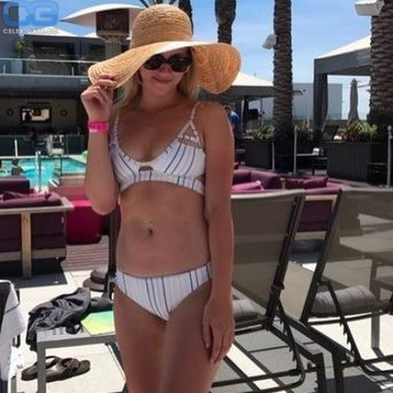 Lili Reinhart 