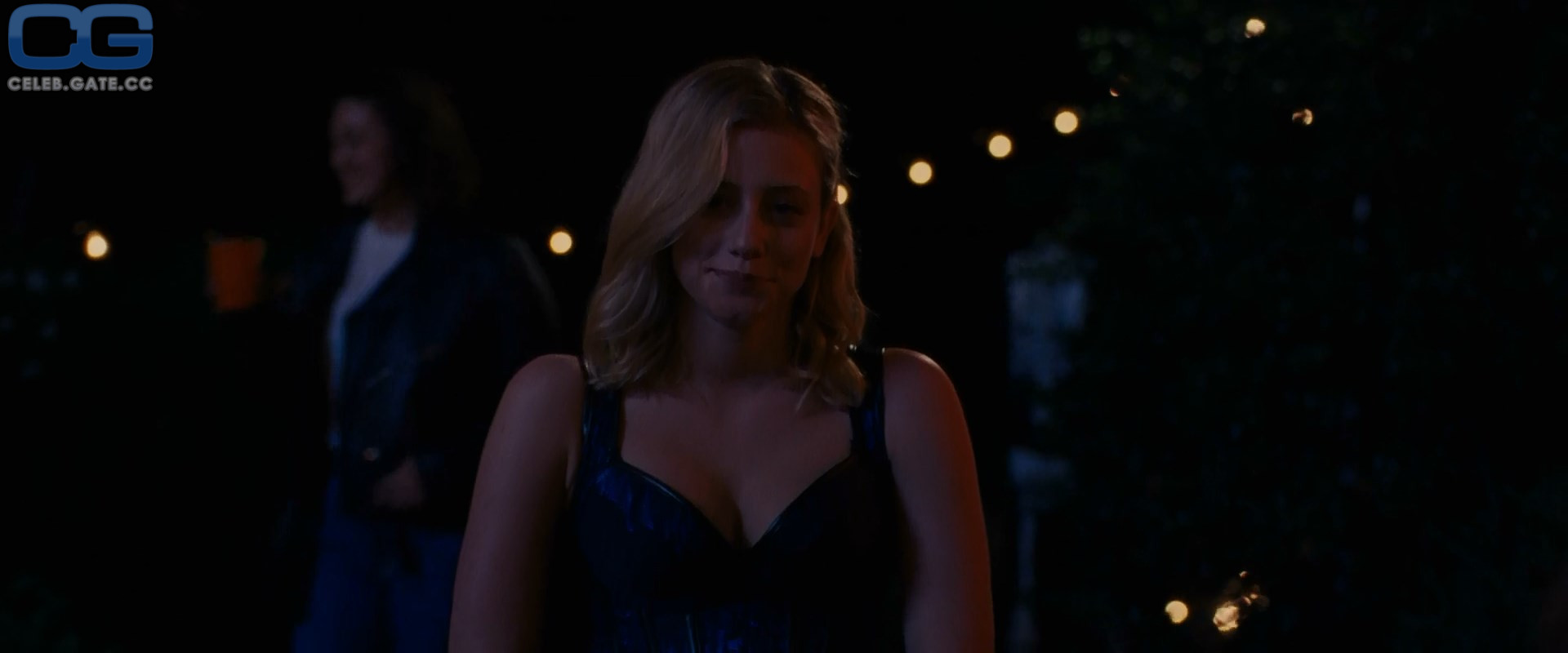 Lili Reinhart 