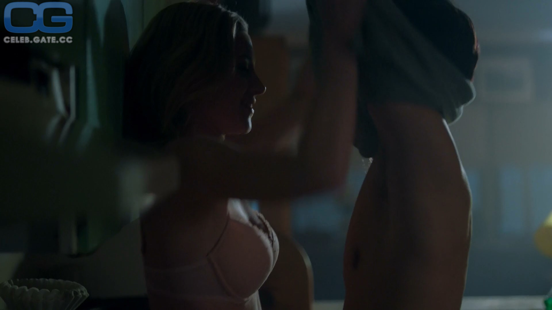Lili Reinhart 