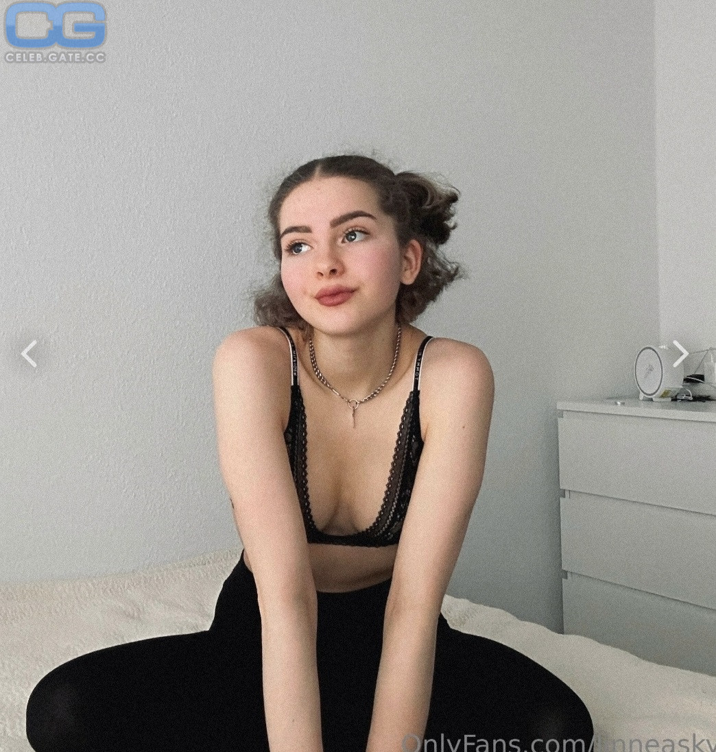 Linnea Sky 