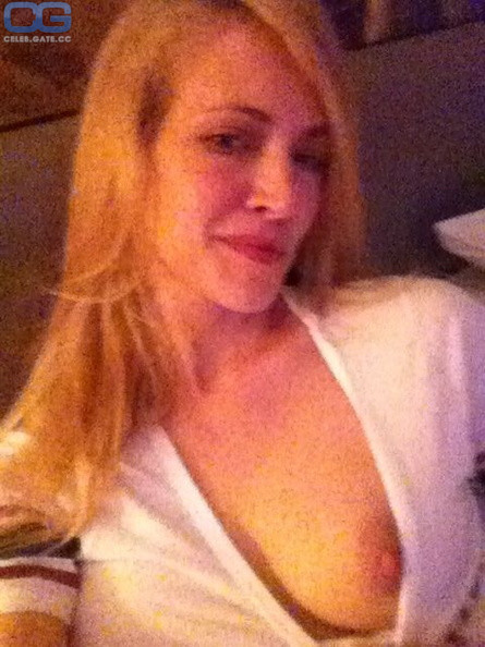 Lori Heuring topless leaked pic