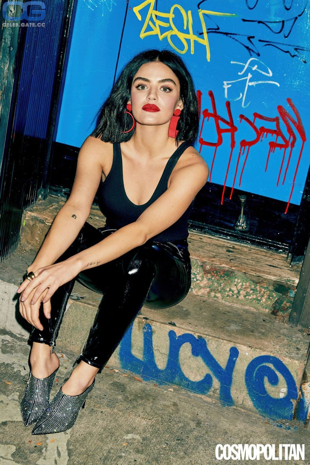 Lucy Hale 