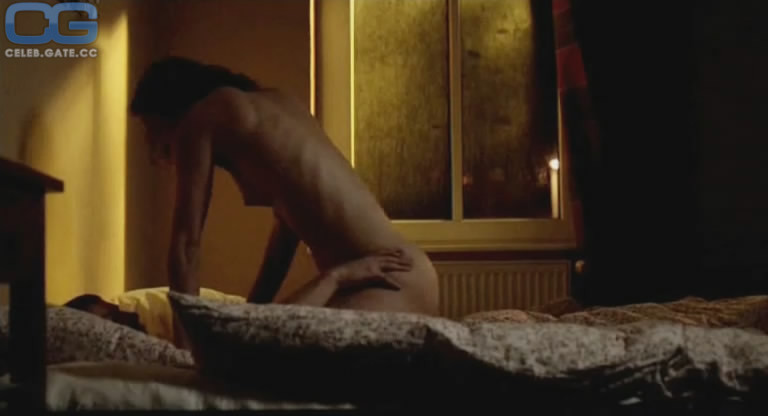 Luise Heyer sex scene