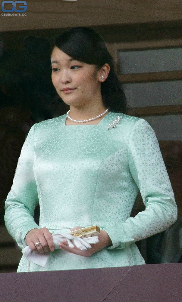 Mako Komuro 