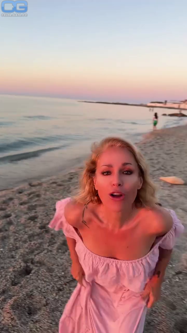 Michelle 