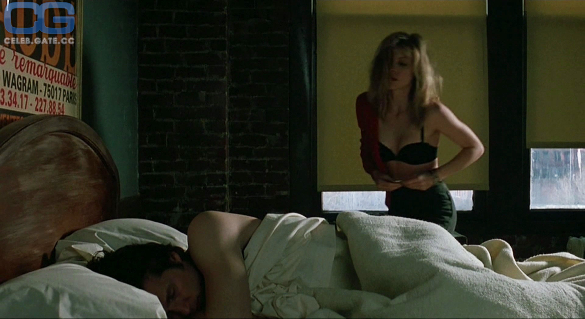 Michelle Pfeiffer hot scene