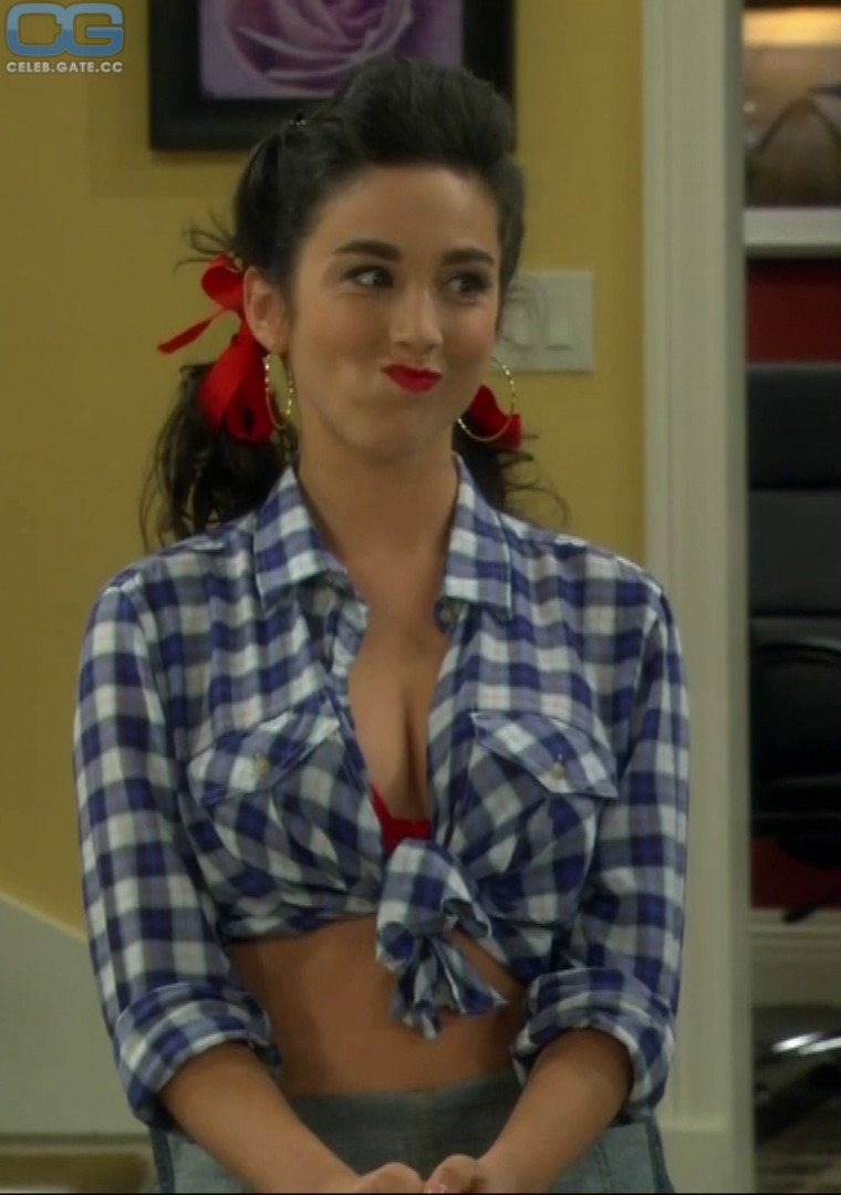 Molly ephraim nipple