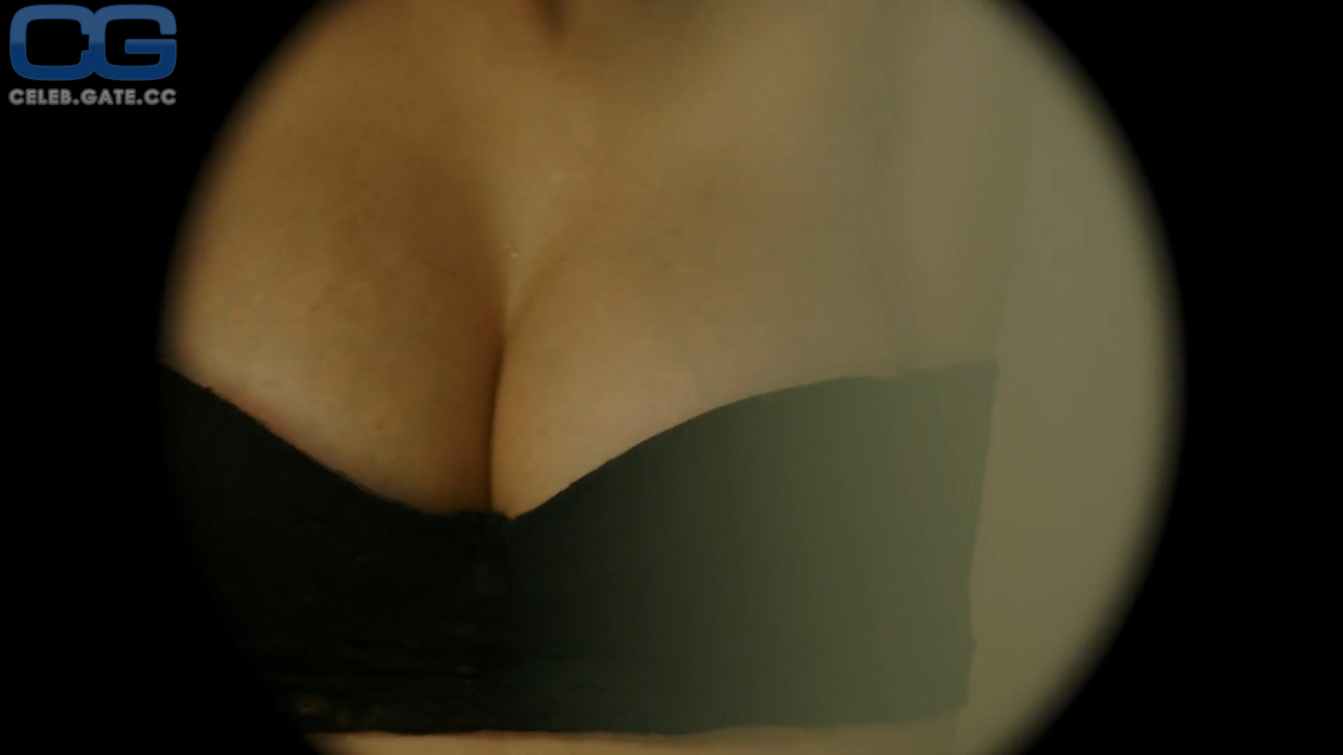 Nathalie Hart 