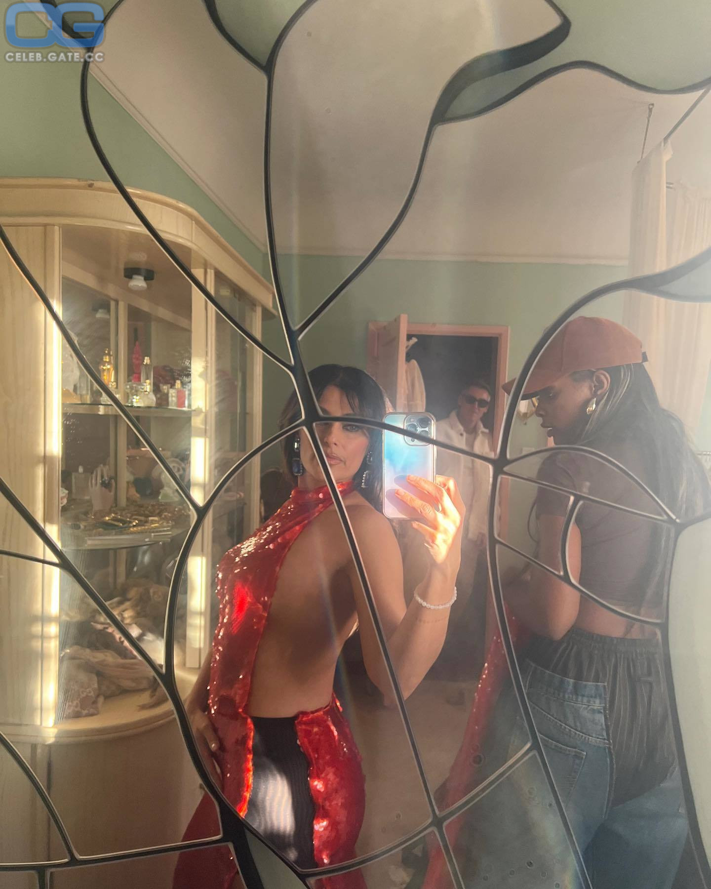 Nelly Furtado 