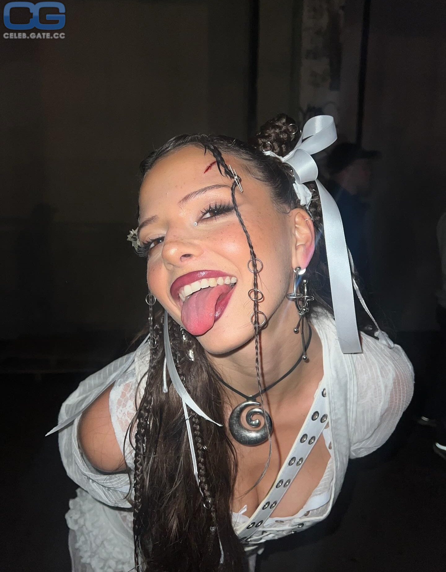Nina Chuba 