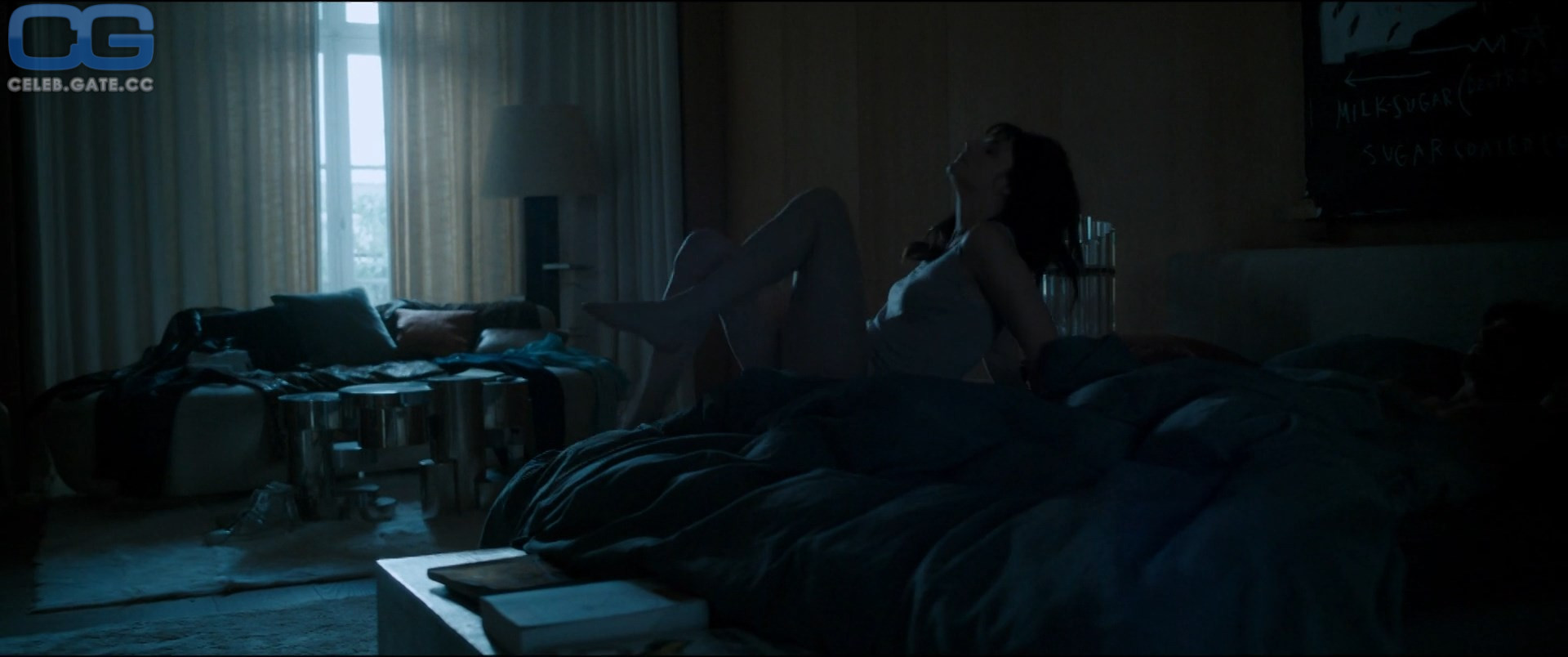 Olga Kurylenko 