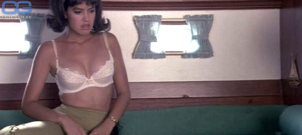 Phoebe Cates 