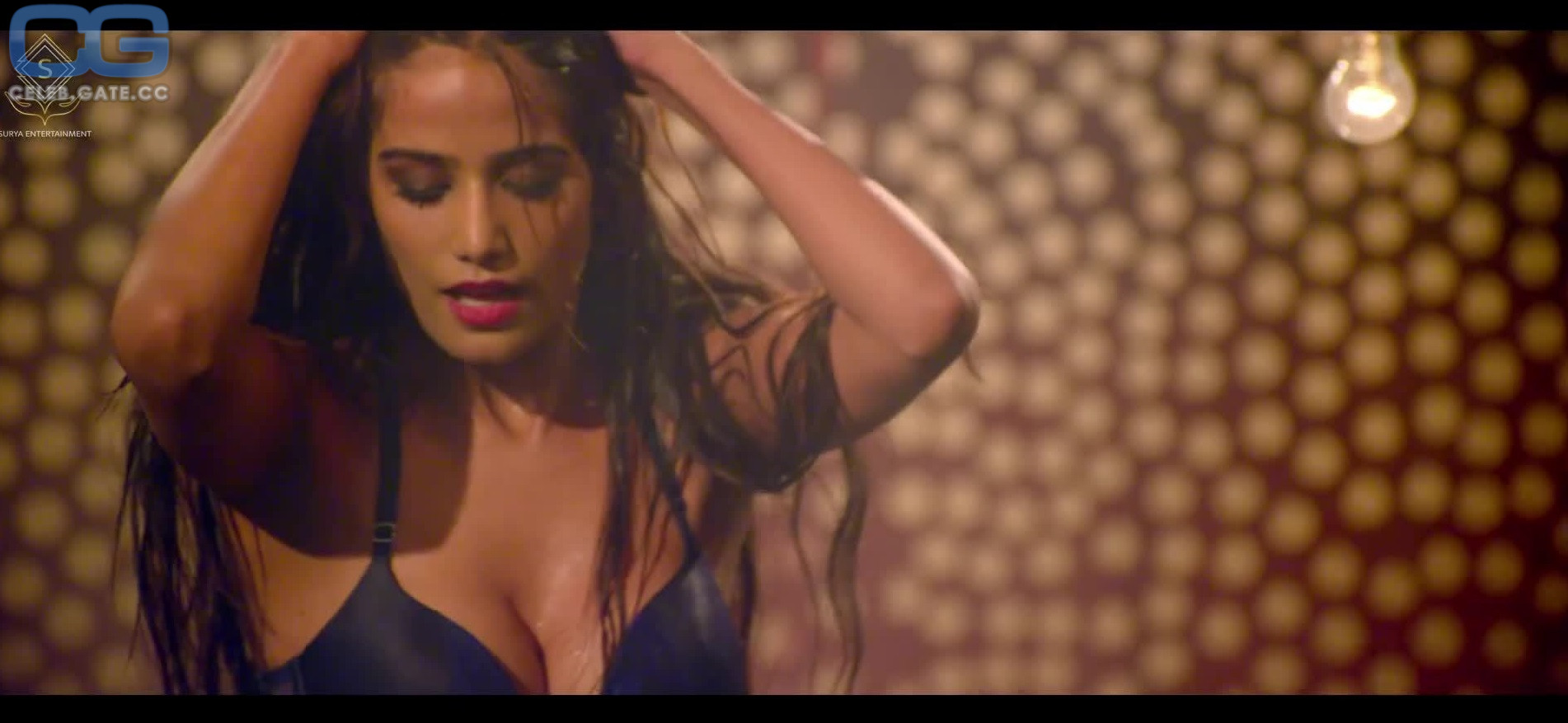 Poonam Pandey 