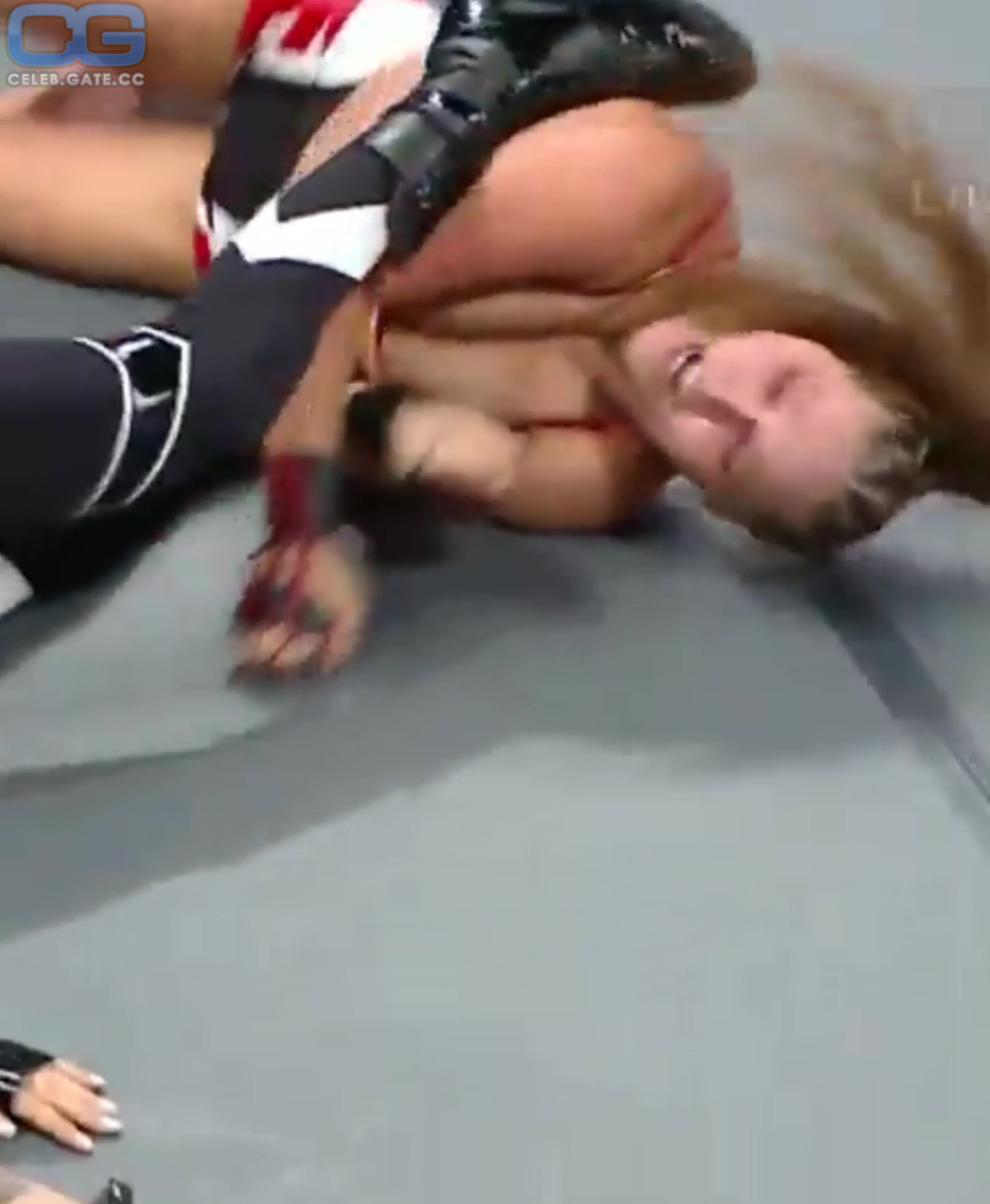 Ronda Rousey 