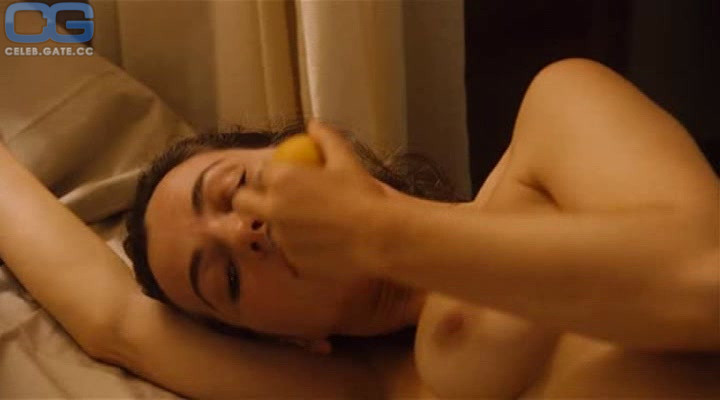 Rosamund Pike nude scene