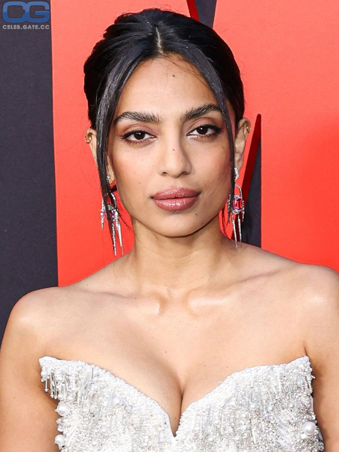 Sobhita Dhulipala 