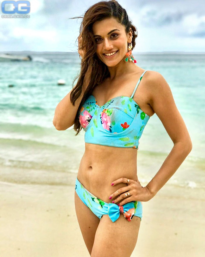 Pannu naked taapsee Taapsee Pannu