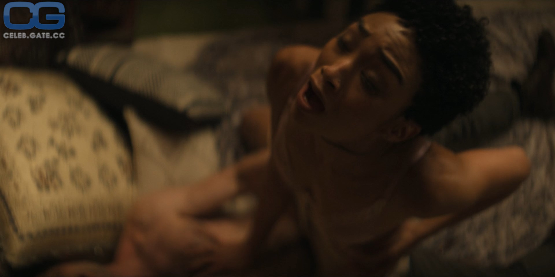 Tati Gabrielle 