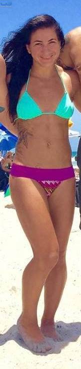 Tecia Torres bikini