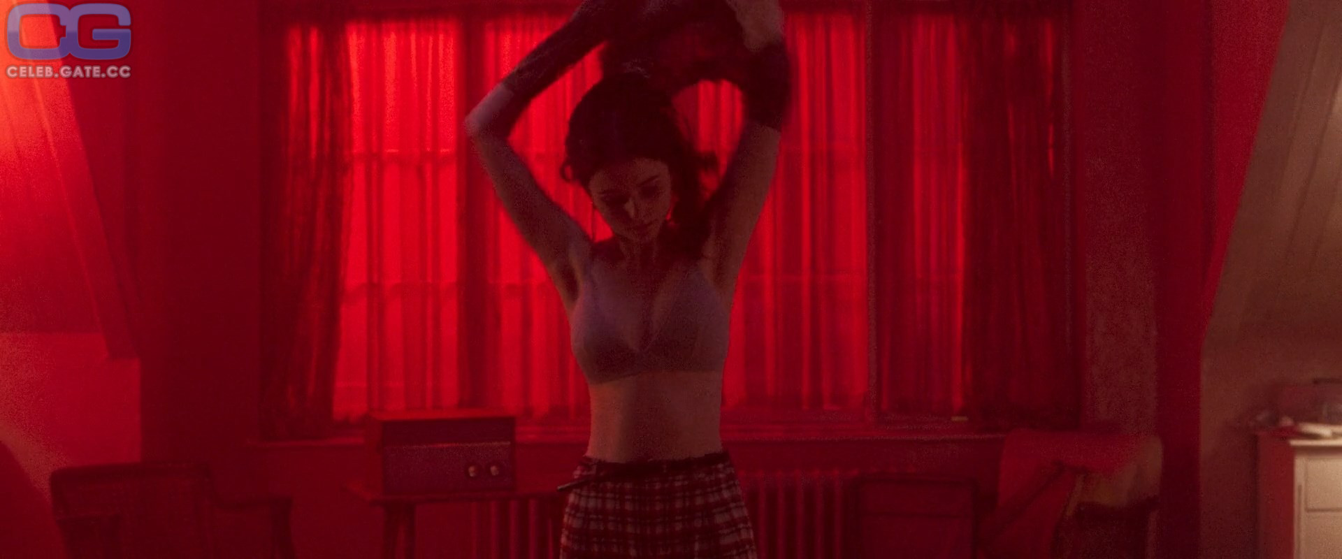 Thomasin McKenzie 