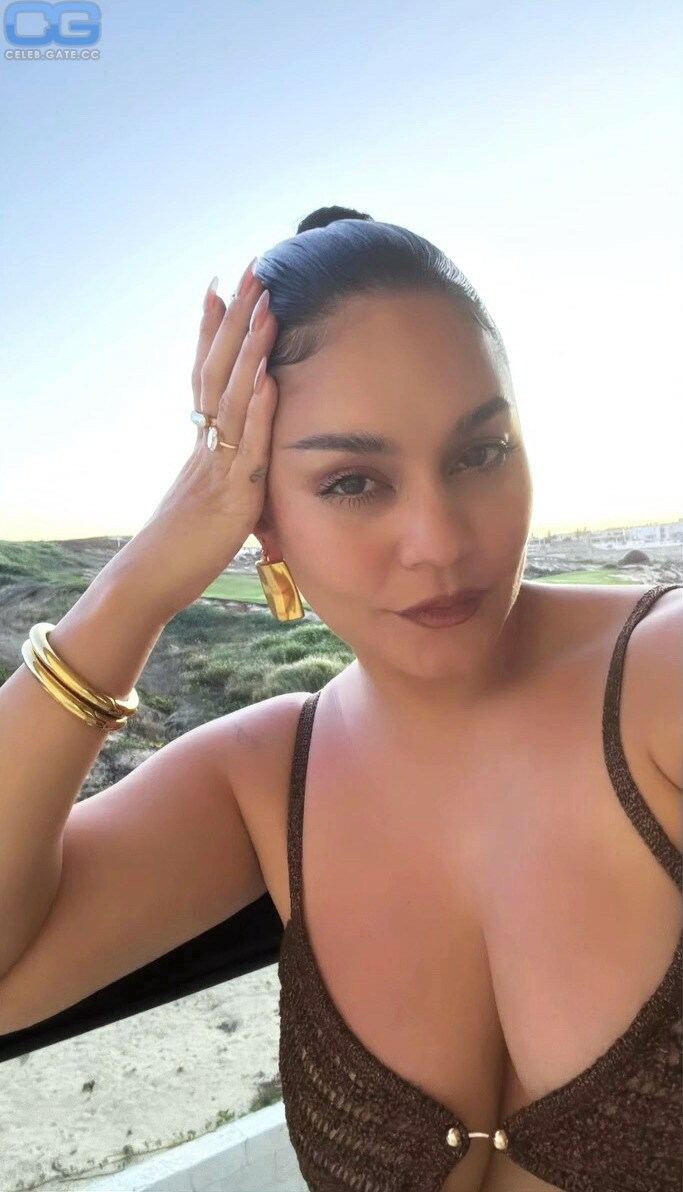 Vanessa Hudgens 