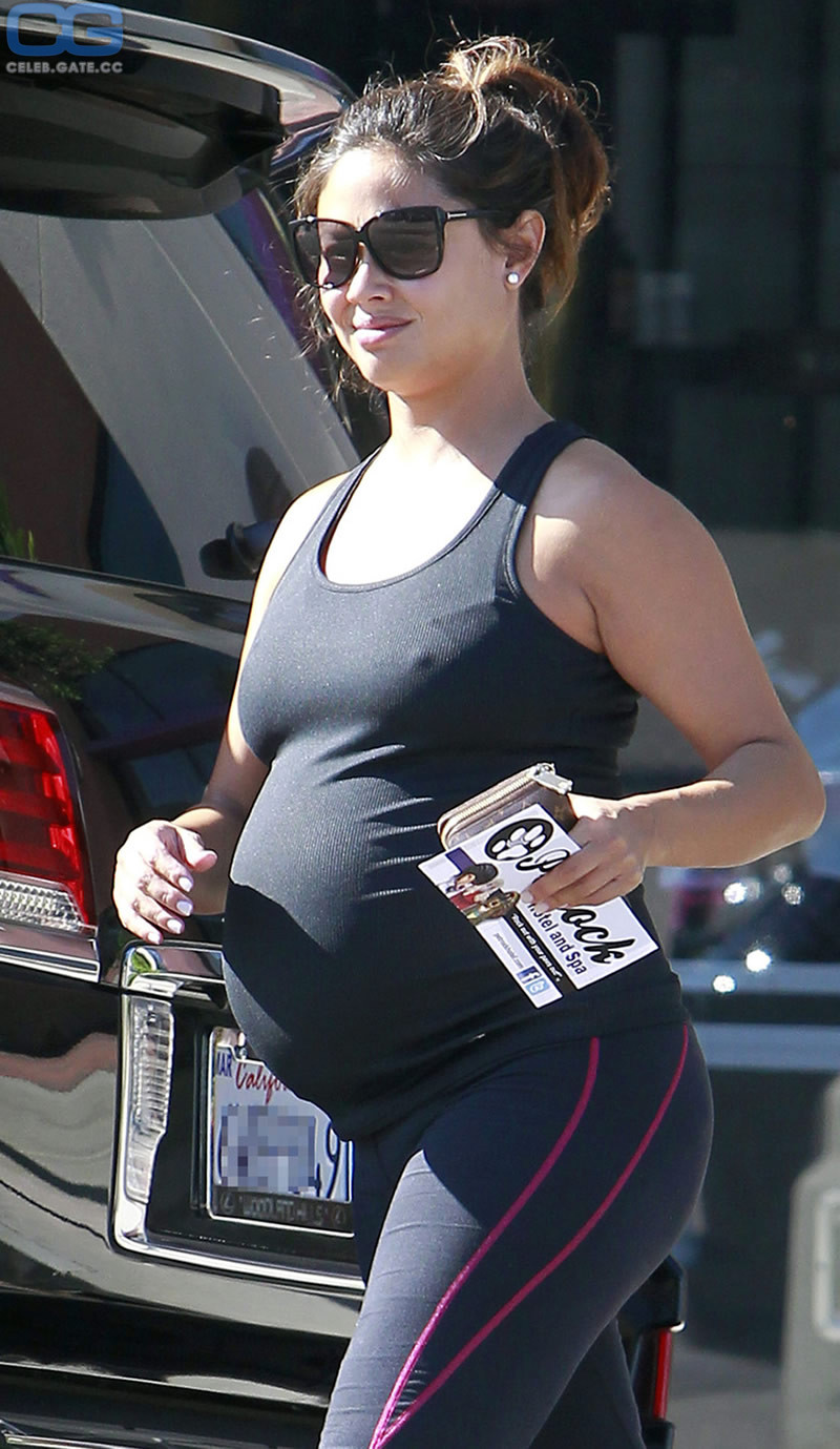 Vanessa Lachey pregnant