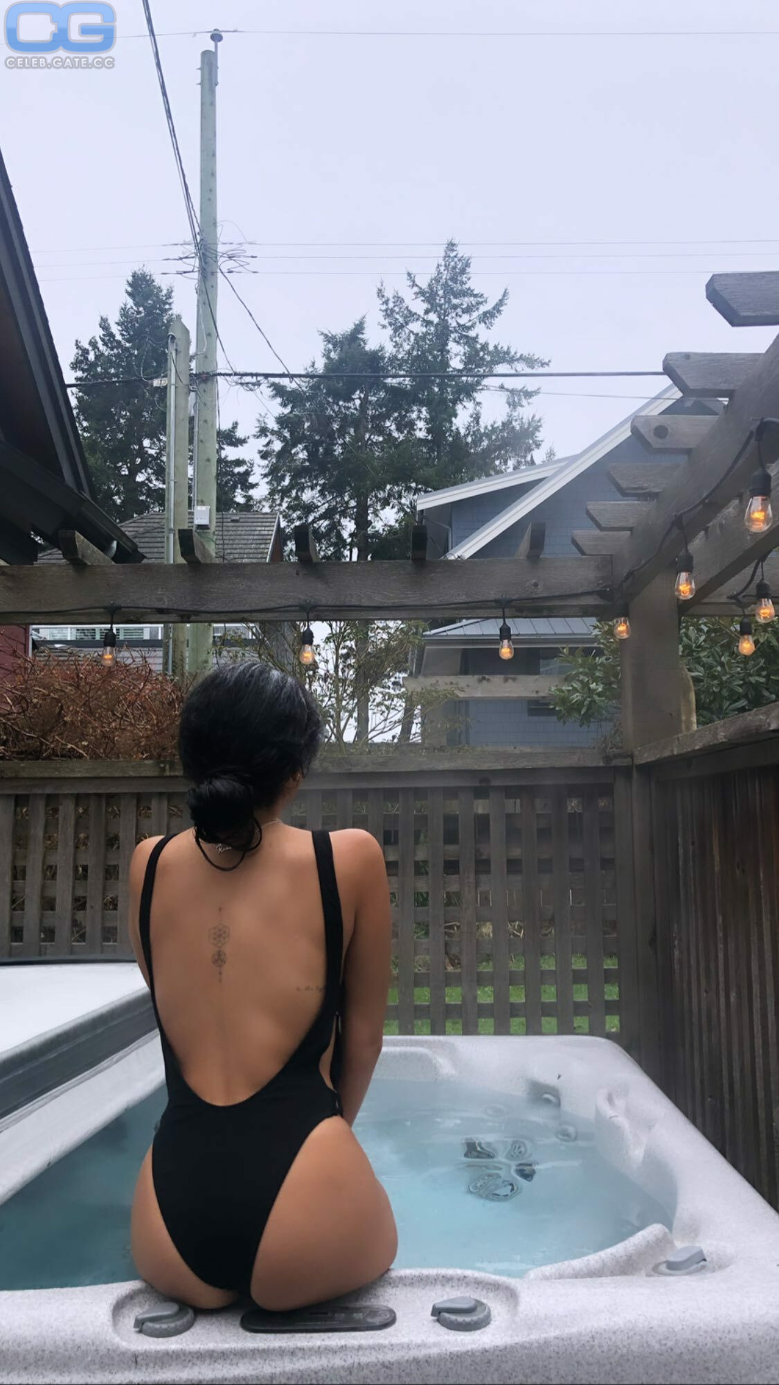 Vanessa Morgan 