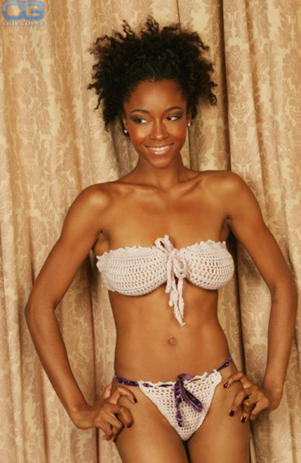 Yaya dacosta topless