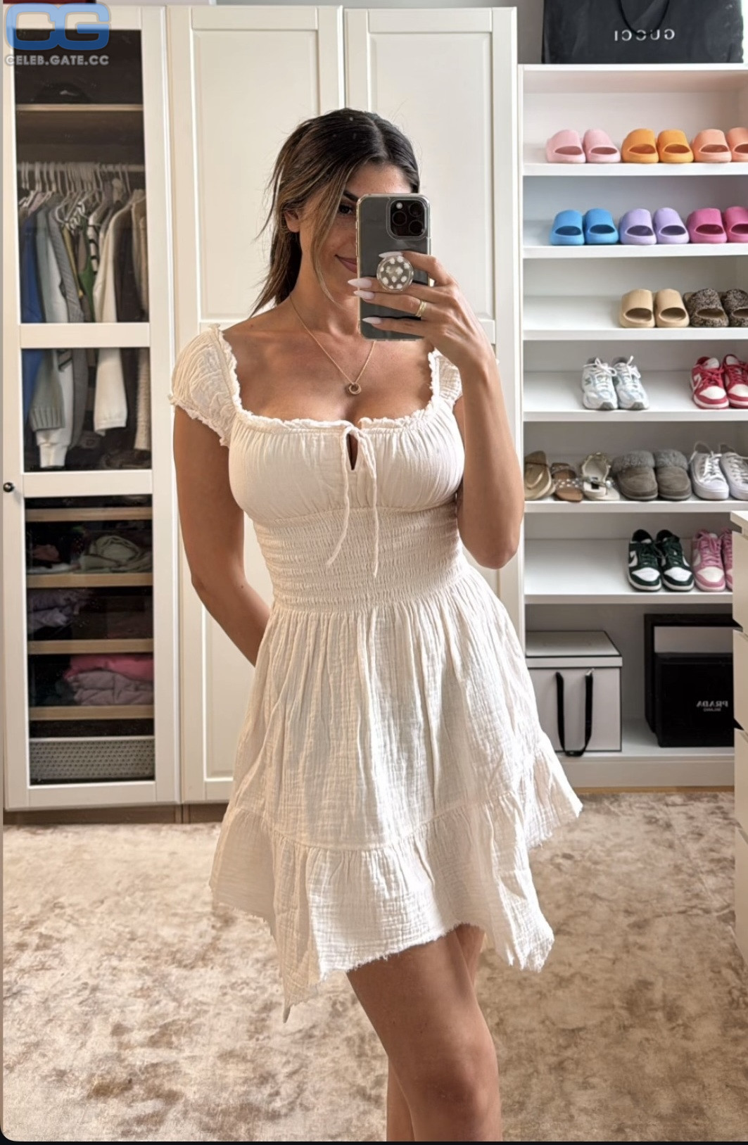 Yeliz Koc 