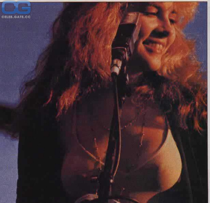 Stevie Nicks nude, pictures, photos, Playboy, naked, topless, fappening