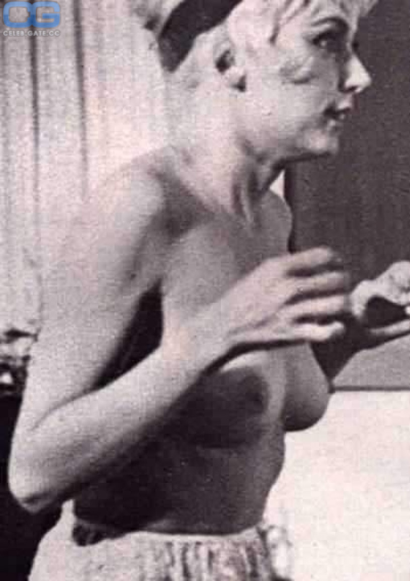Celeb Shirley Jones Nude Photos Photos