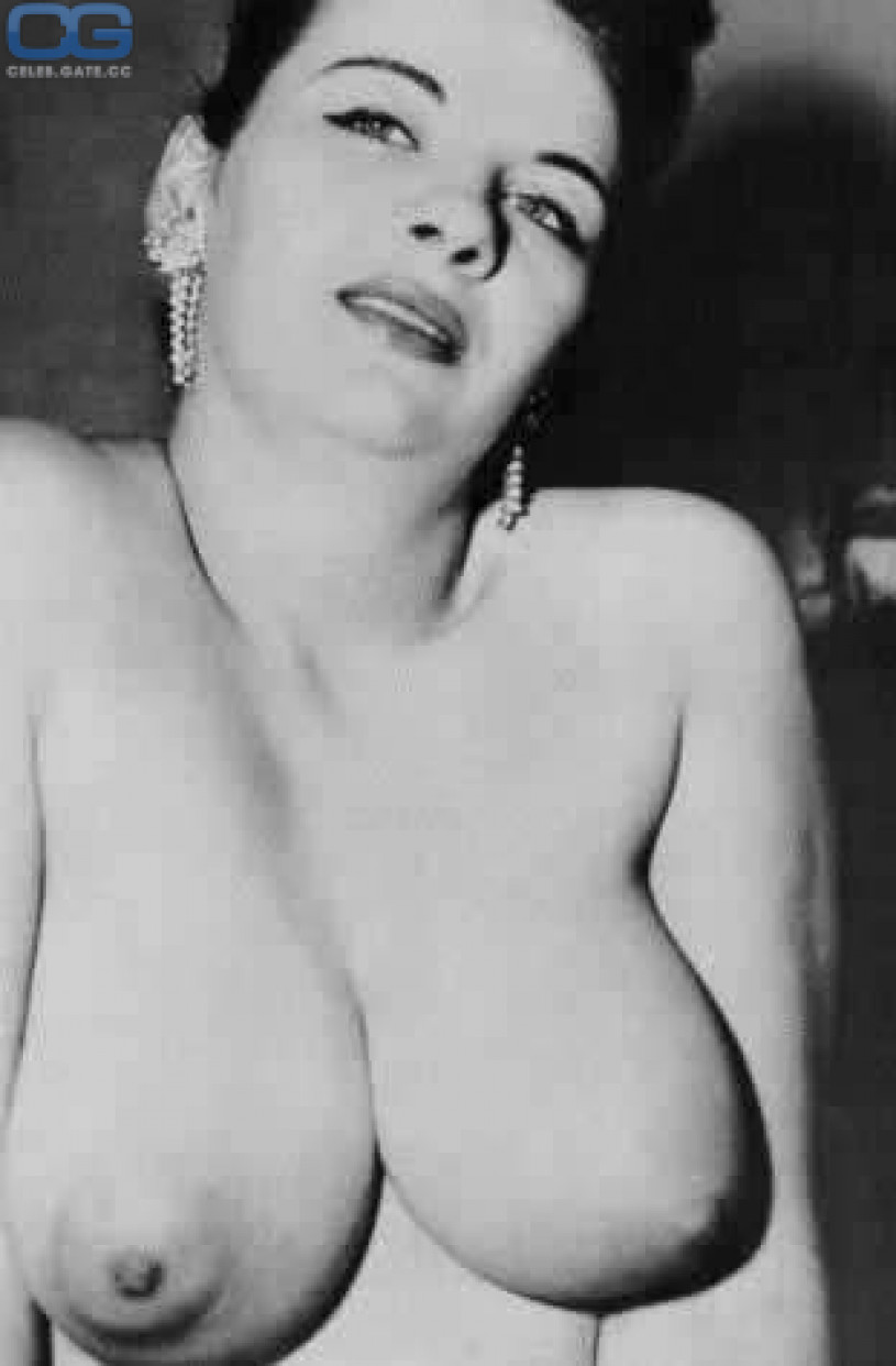 Yvonne de carlo topless