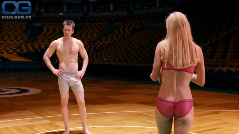 Anna faris hot scene