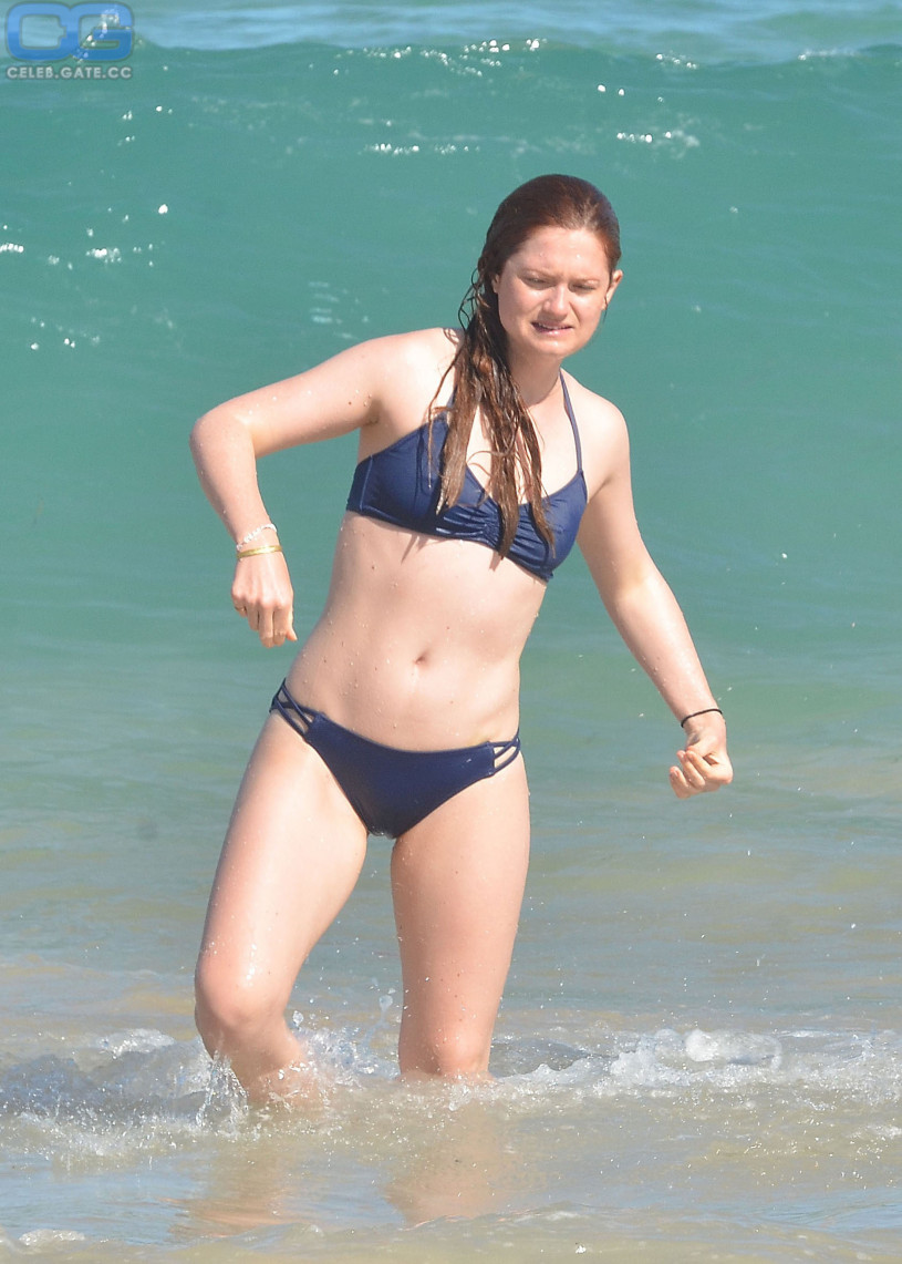 Bonnie Wright nude, pictures, photos, Playboy, naked, topless, fappening