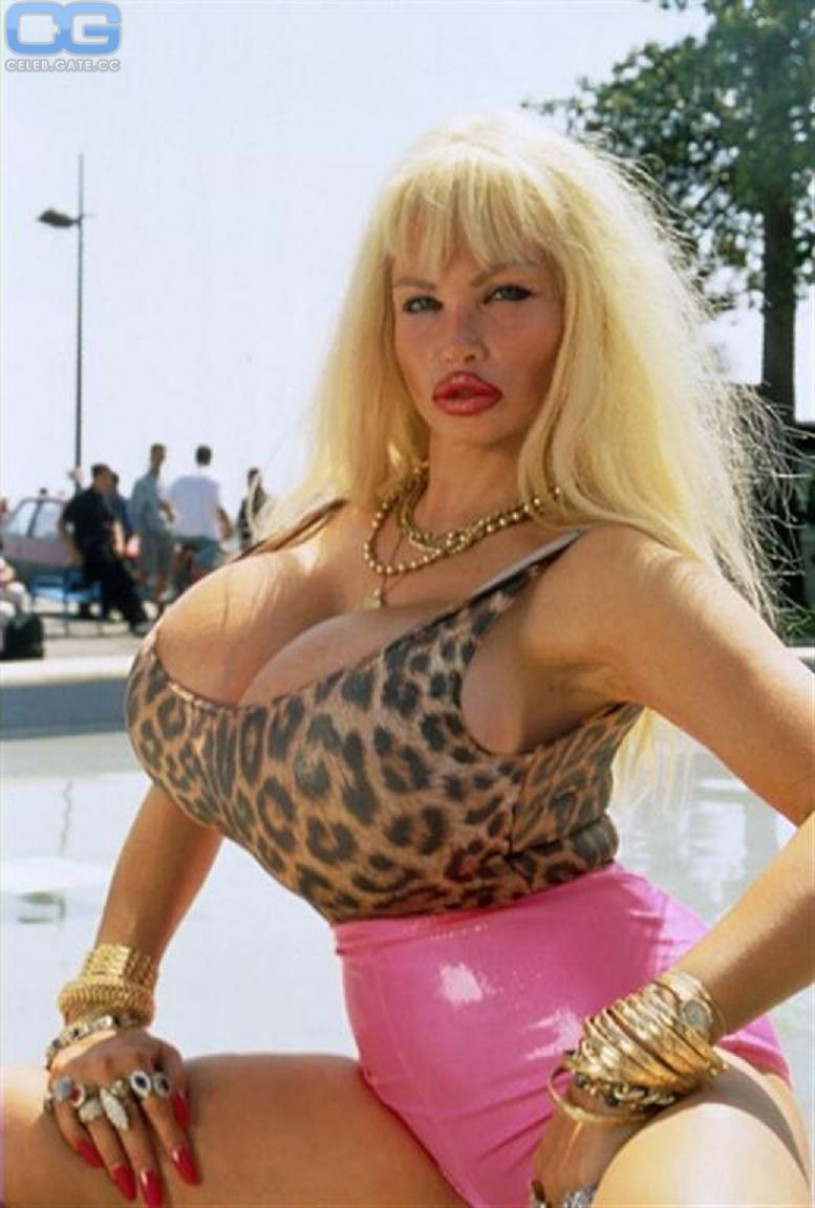 Lolo Ferrari Porn - Lolo ferrari porn | Lolo Ferrari Videos and Photos (10) at ...