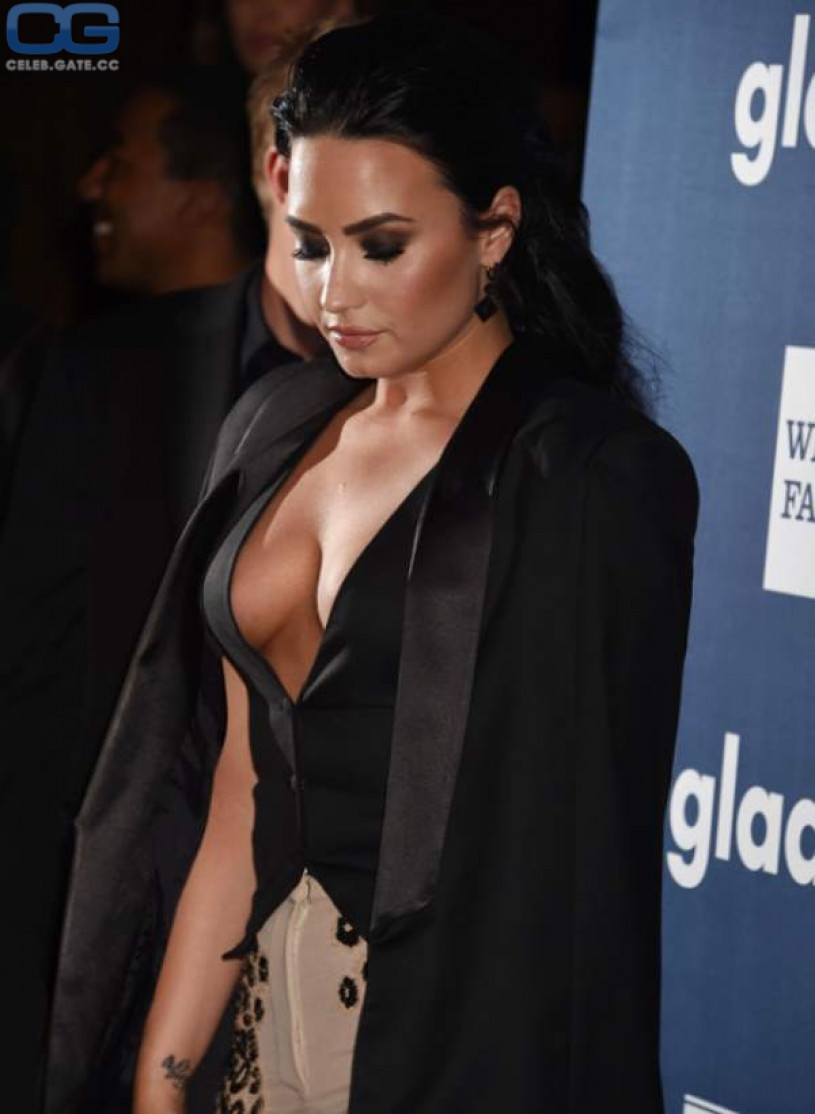 Demi Lovato nude, pictures, photos, Playboy, naked, topless, fappening