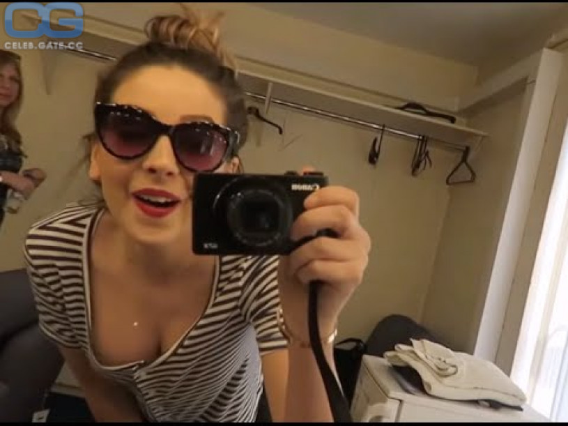 Zoella Nackt Nacktbilder Playboy Nacktfotos Fakes Oben Ohne