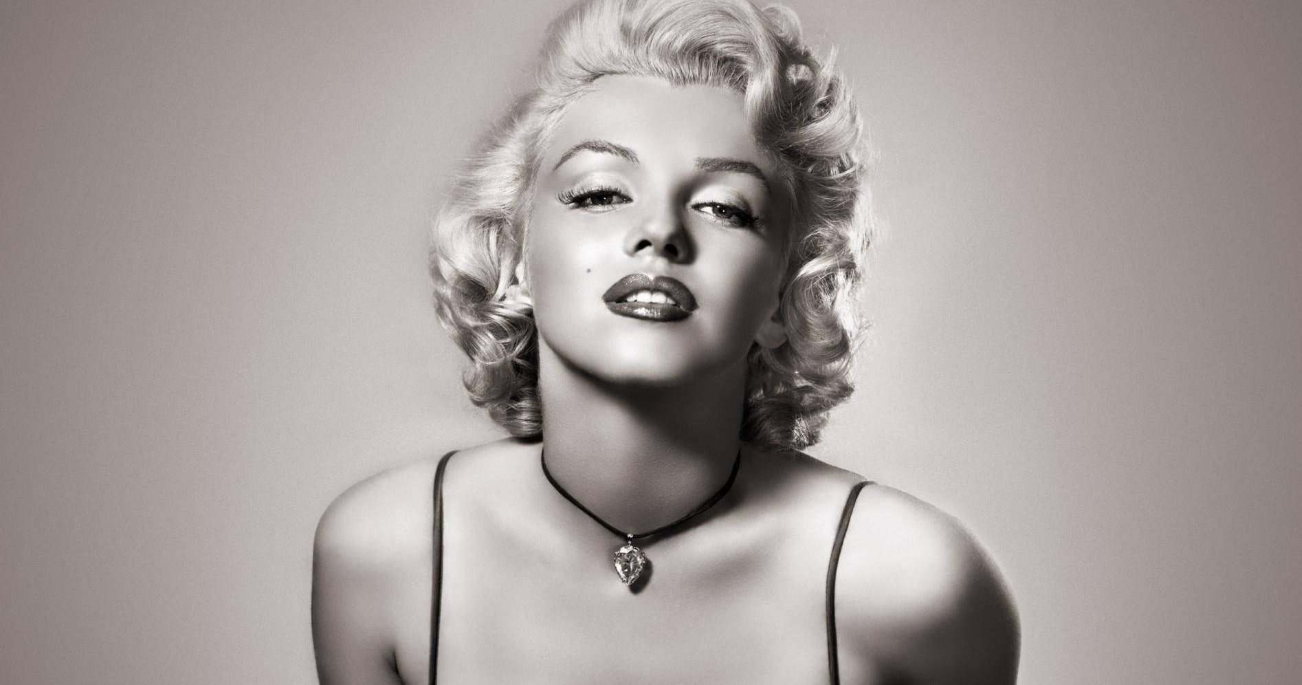 Marilyn Monroe's Iconic Marie Claire Interview Lands Her A NEW Chanel  Campaign | Marie Claire UK